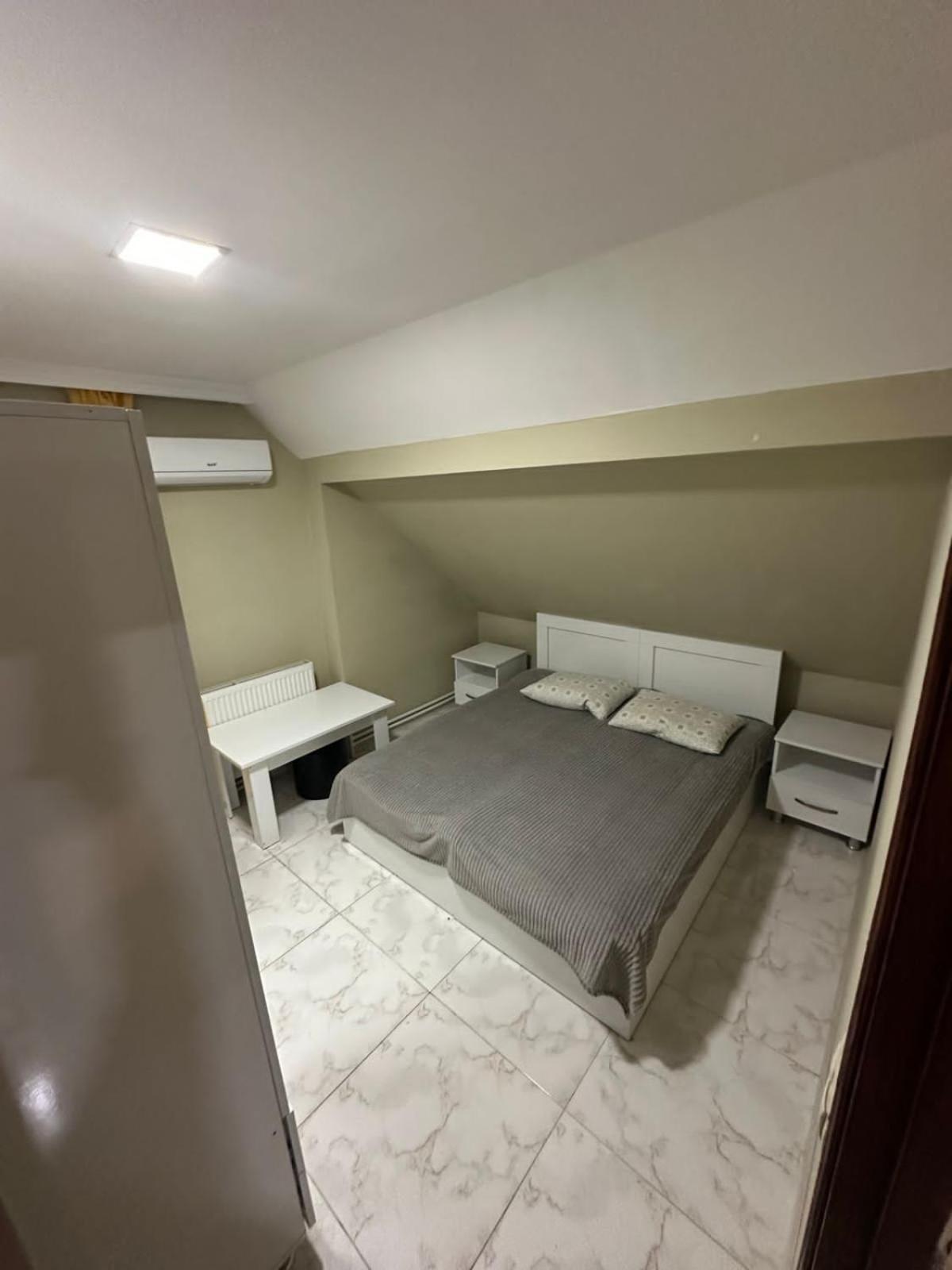 Guest House "Sulo" Кобулети Стая снимка