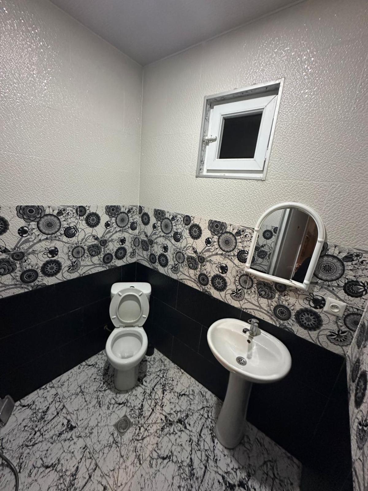 Guest House "Sulo" Кобулети Екстериор снимка